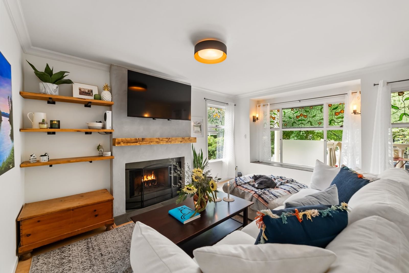 Listing Image 9