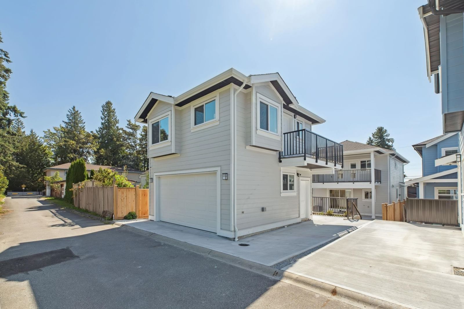 Listing Image 5