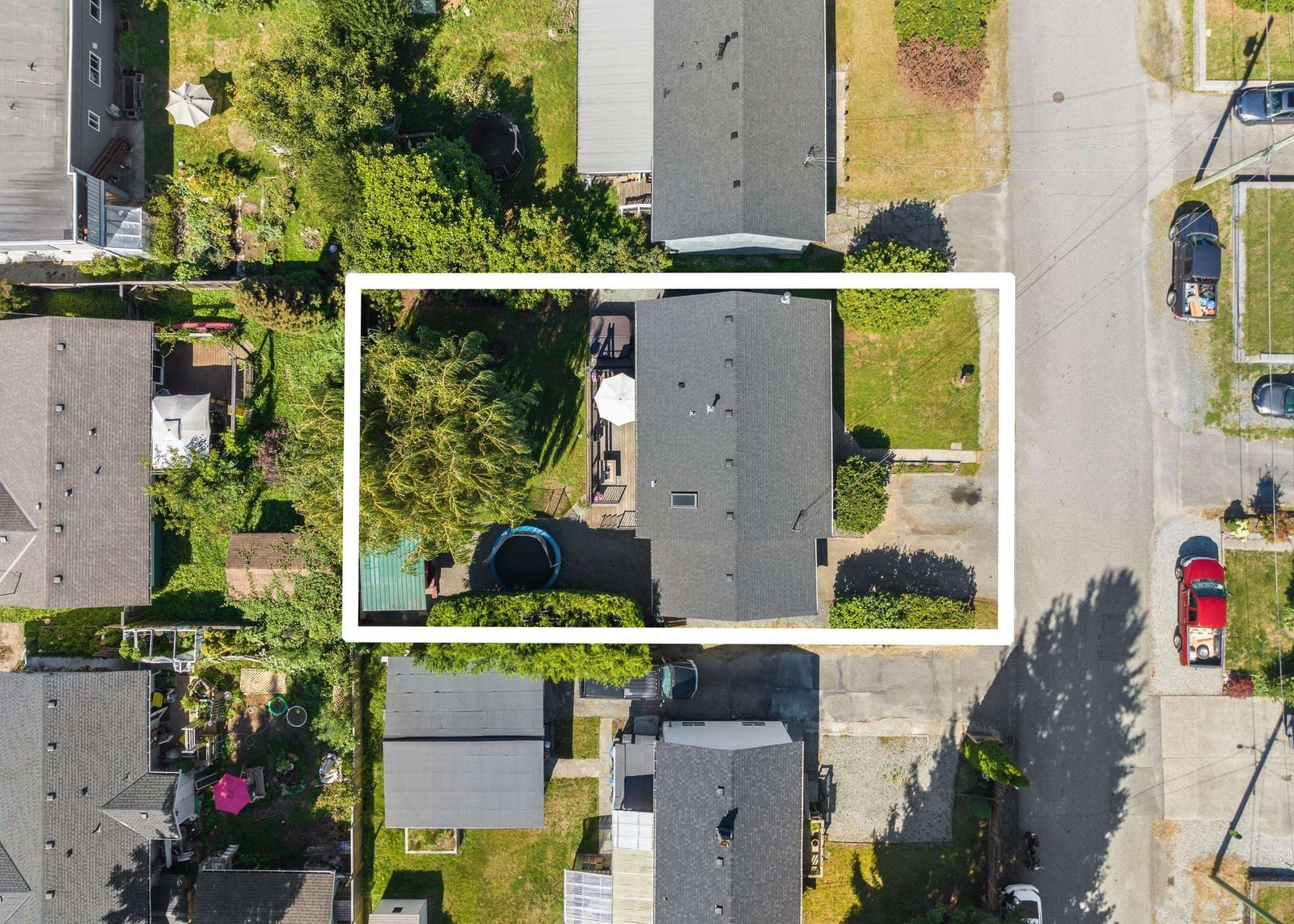 Listing Image 4