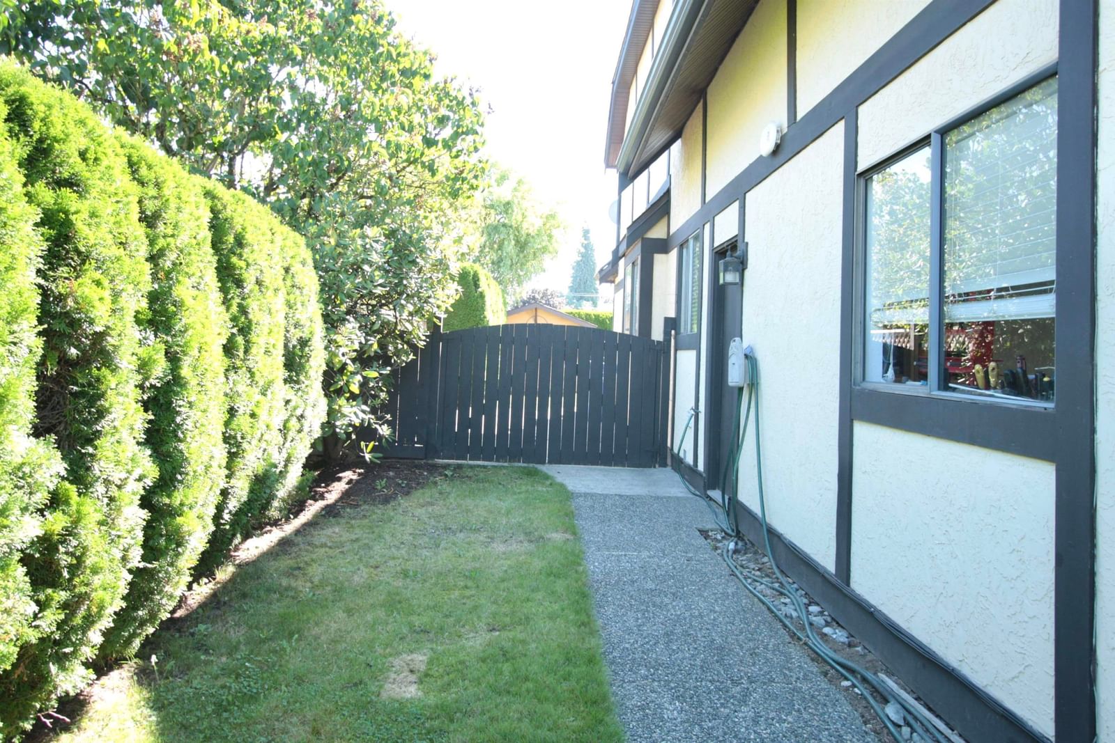 Listing Image 40