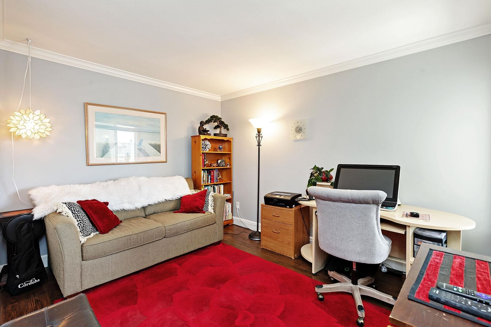 Listing Image 12