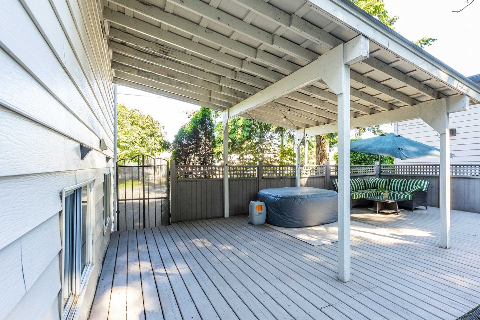 Listing Image 14