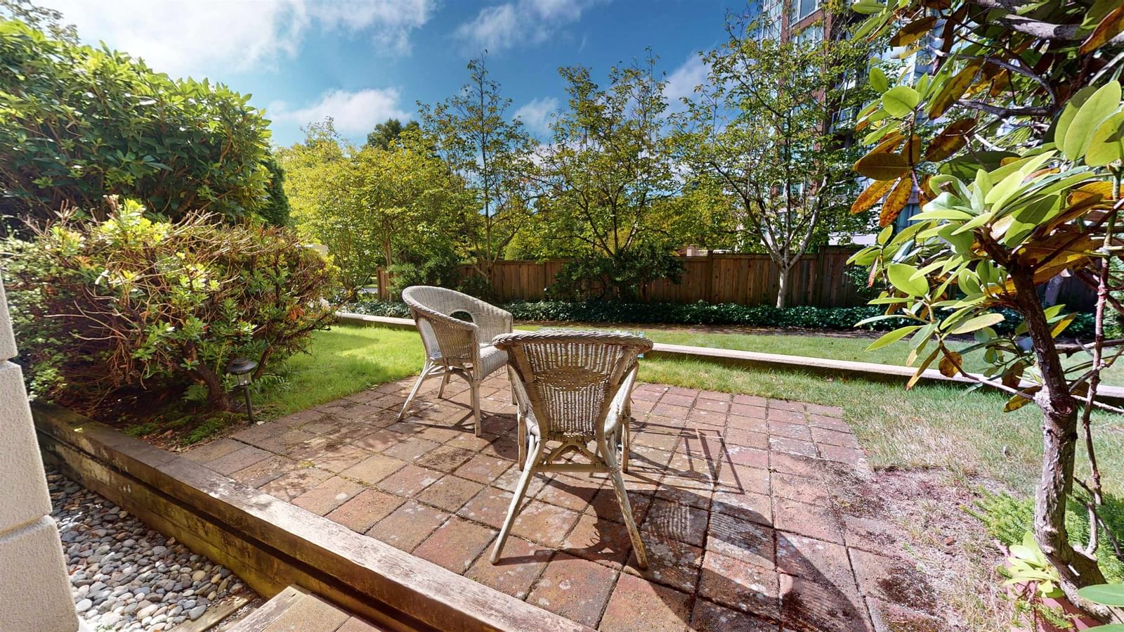 Listing Image 21
