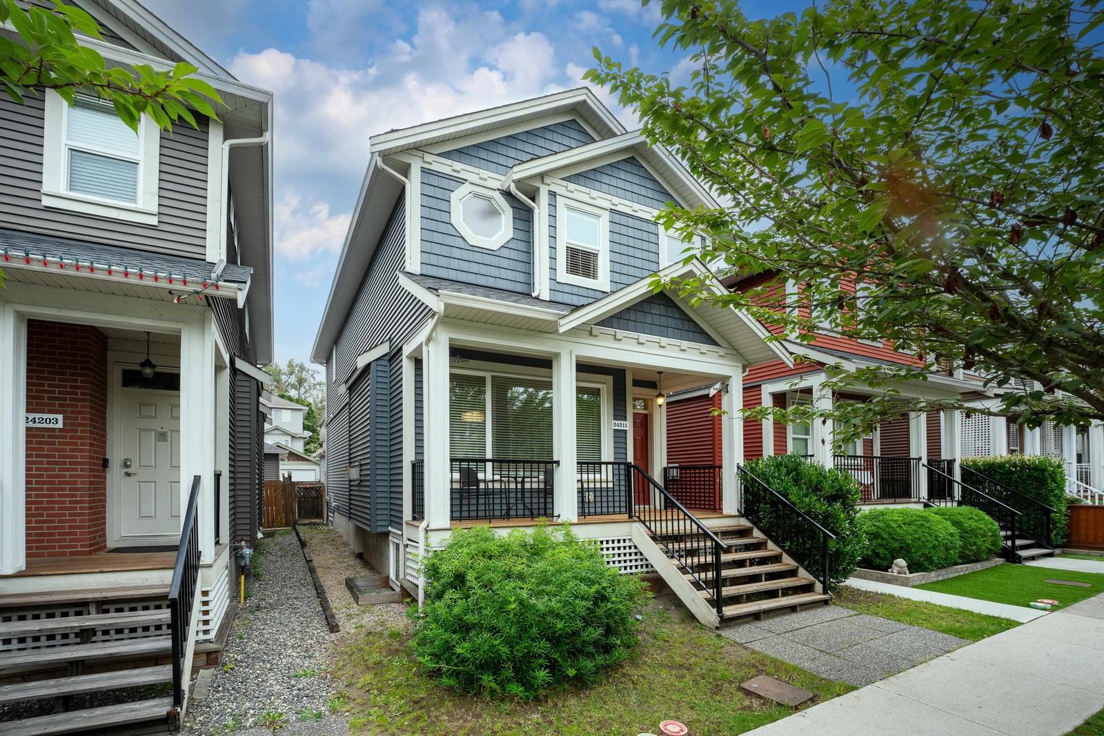 Listing Image 1