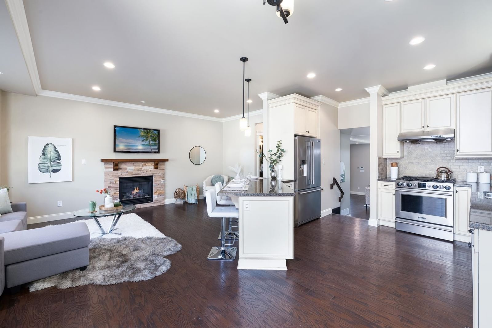 Listing Image 15