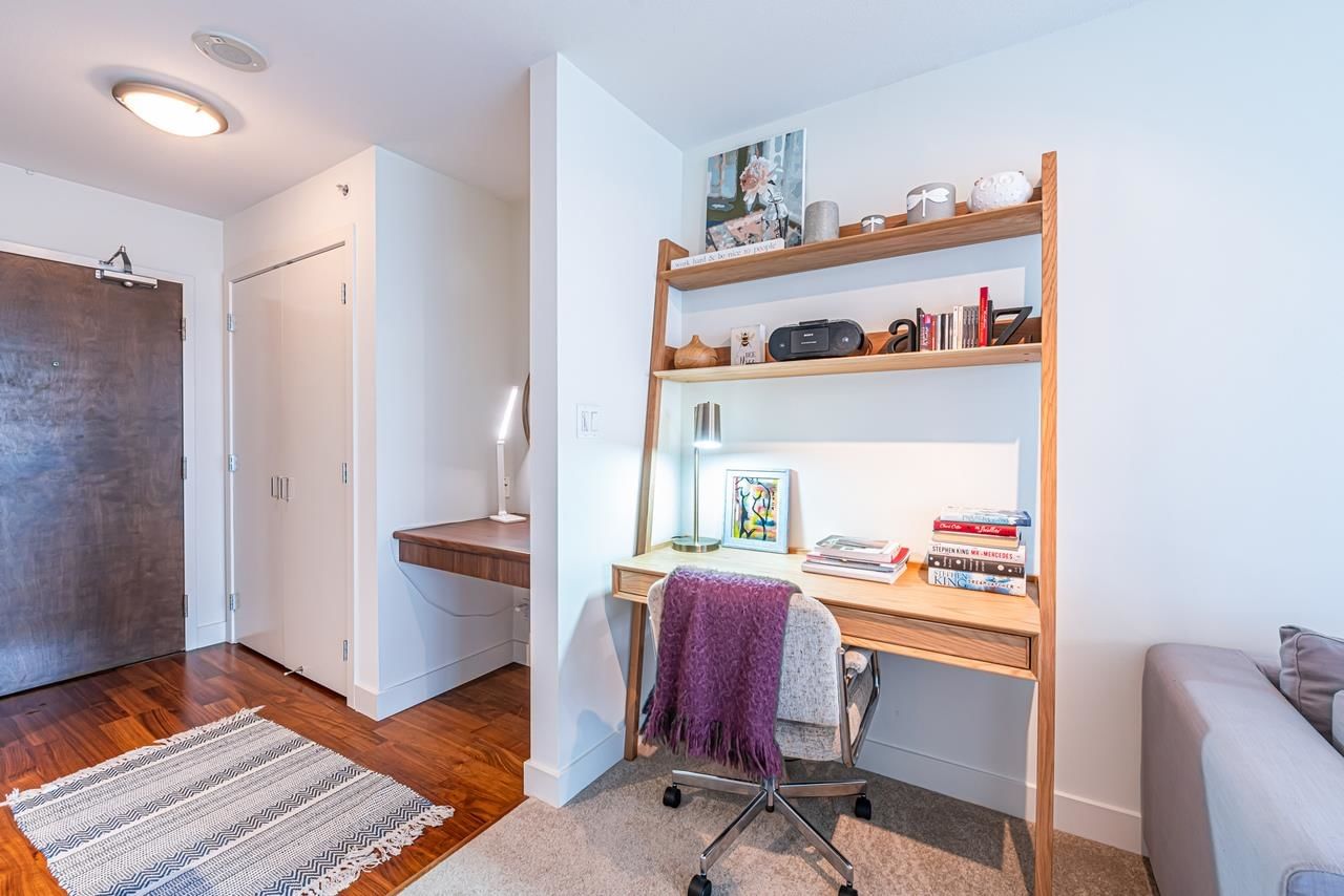 Listing Image 14