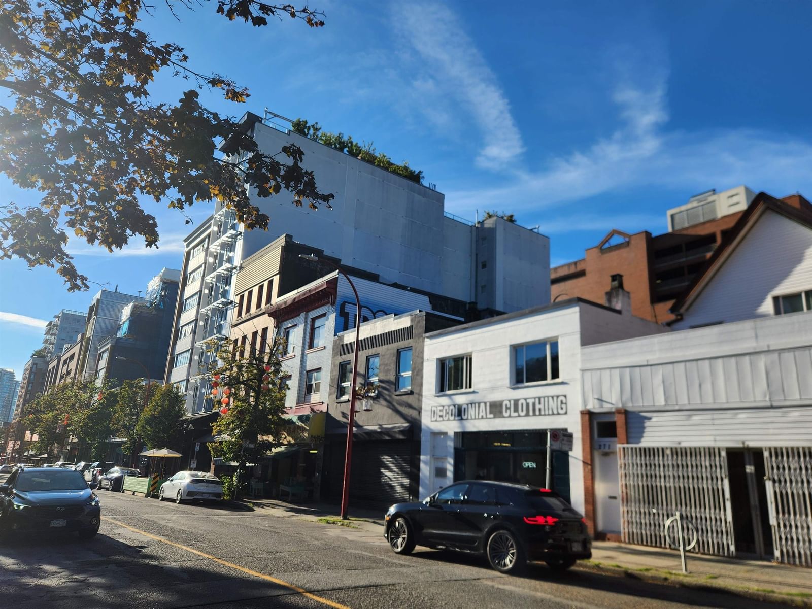 Listing Image 12