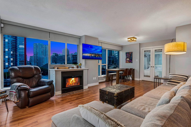 1004 - 183 Keefer Place, Vancouver, V6B 6B9 | Image 2