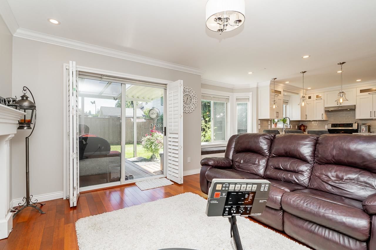 Listing Image 18