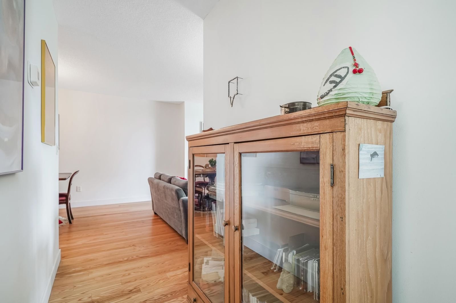 Listing Image 25