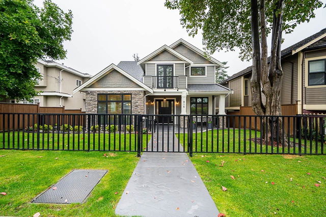 816 Edinburgh Street
