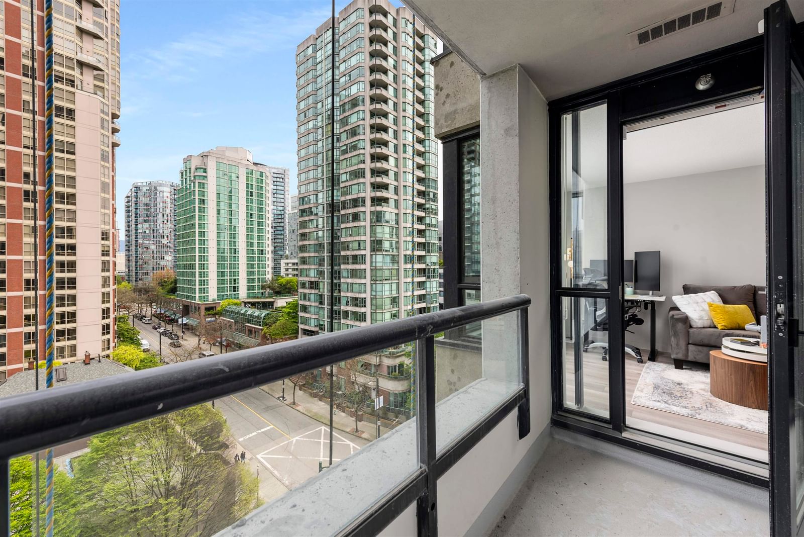 Listing Image 15