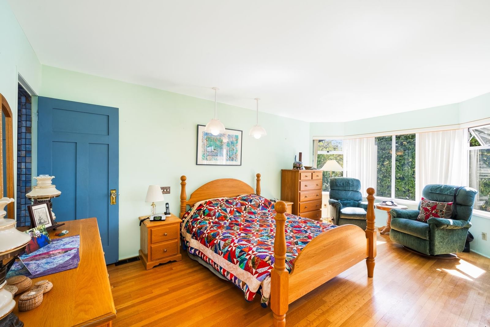 Listing Image 18