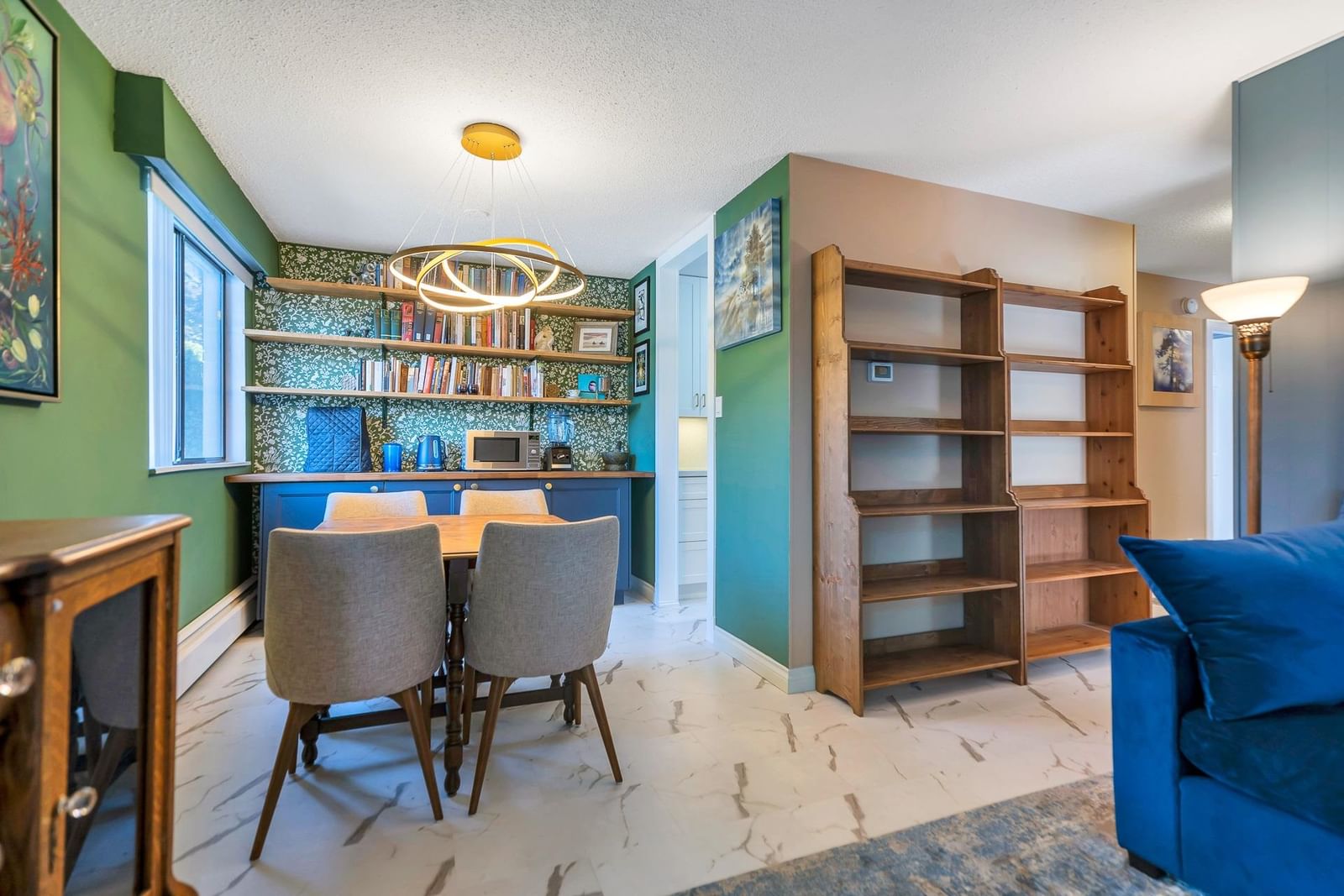 Listing Image 11