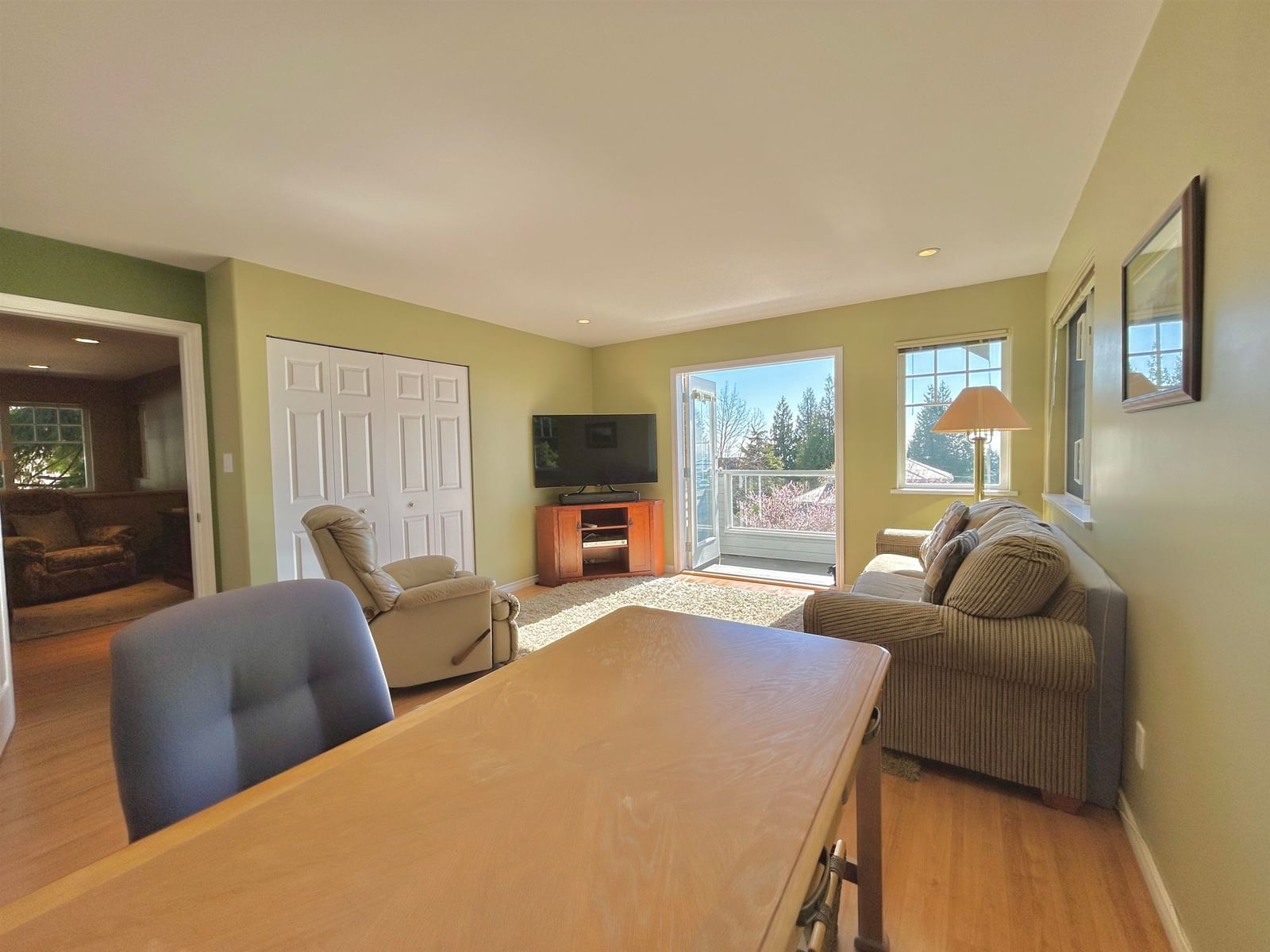 Listing Image 14
