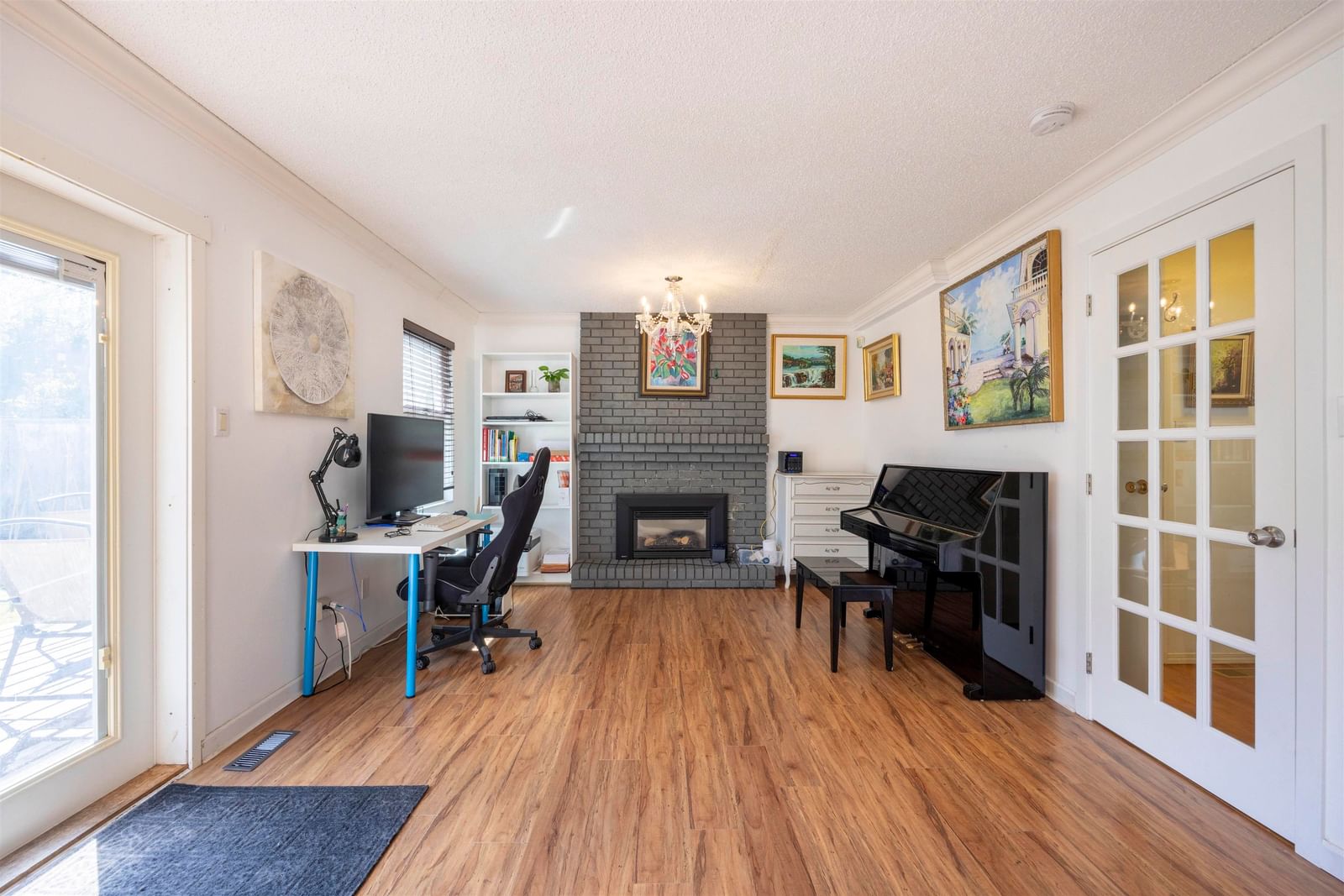 Listing Image 13