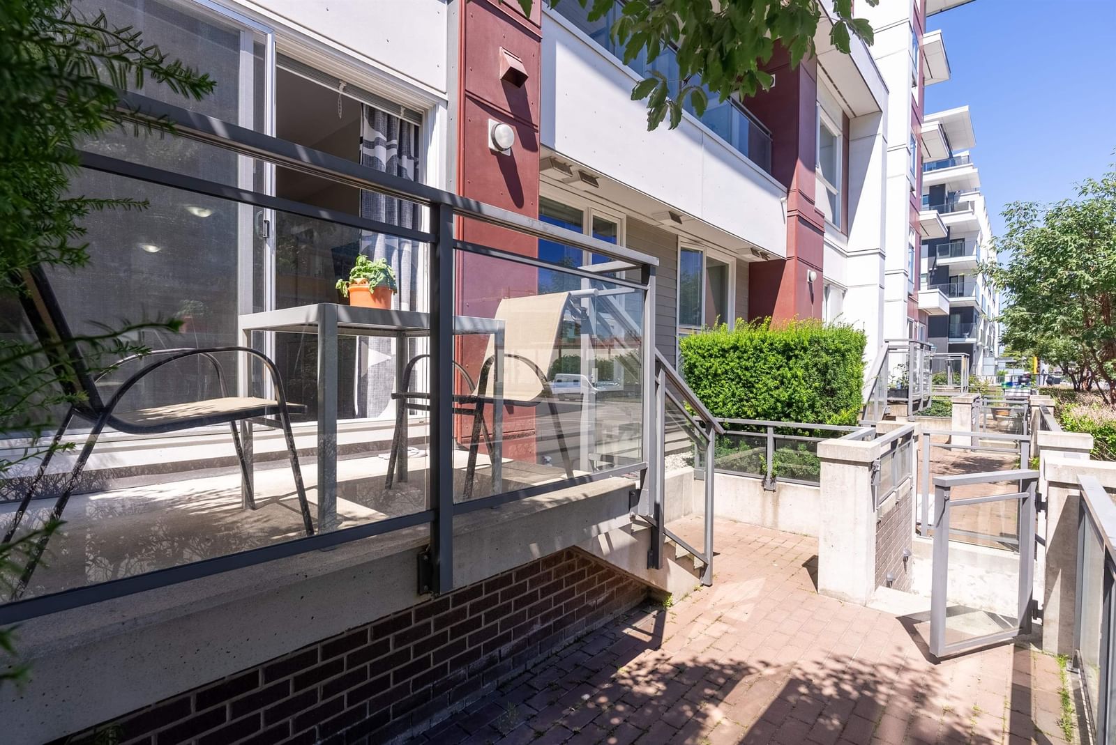 Listing Image 16