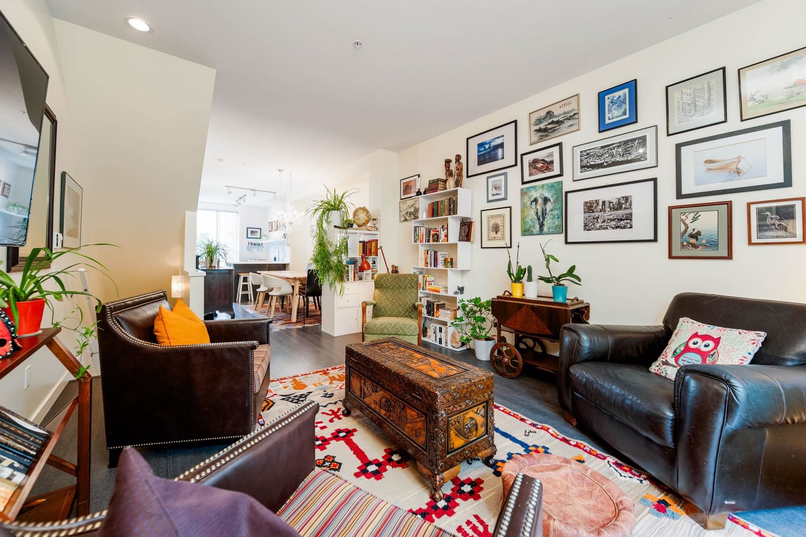 Listing Image 15