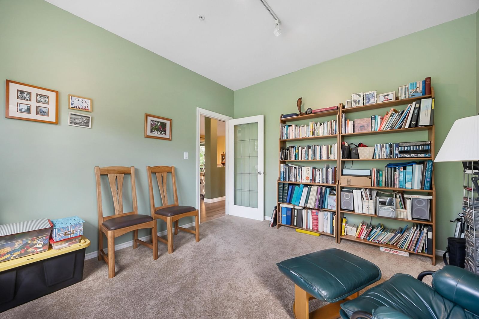 Listing Image 15