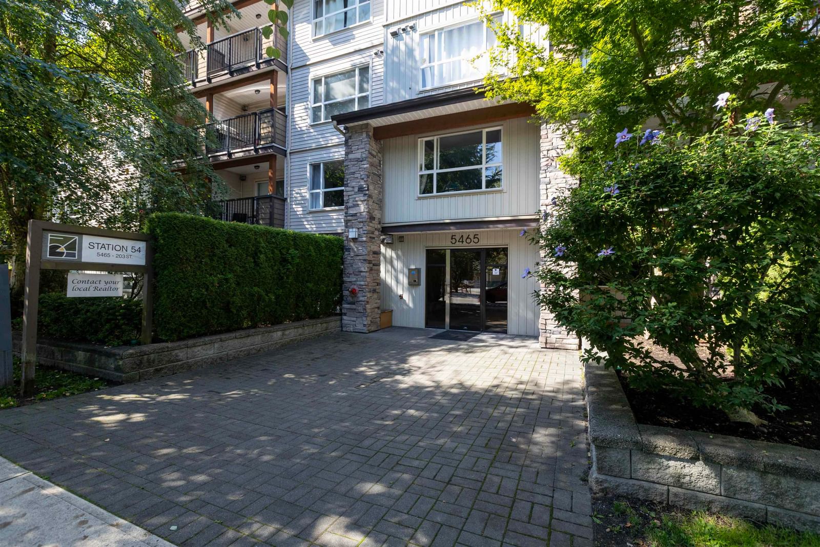 Listing Image 21
