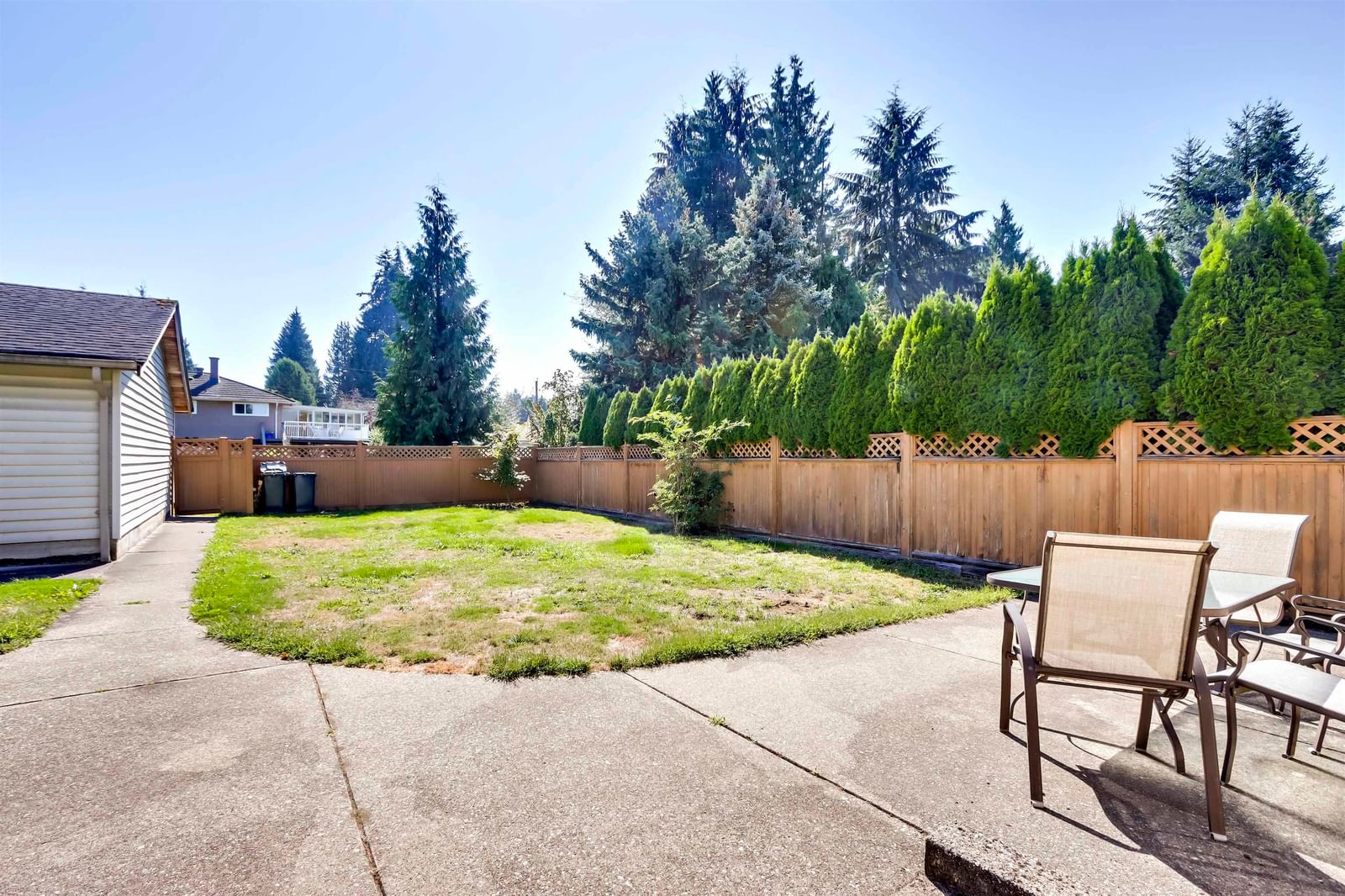 Listing Image 14