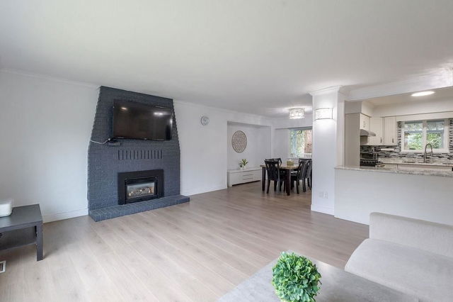 9565 Dawson Crescent