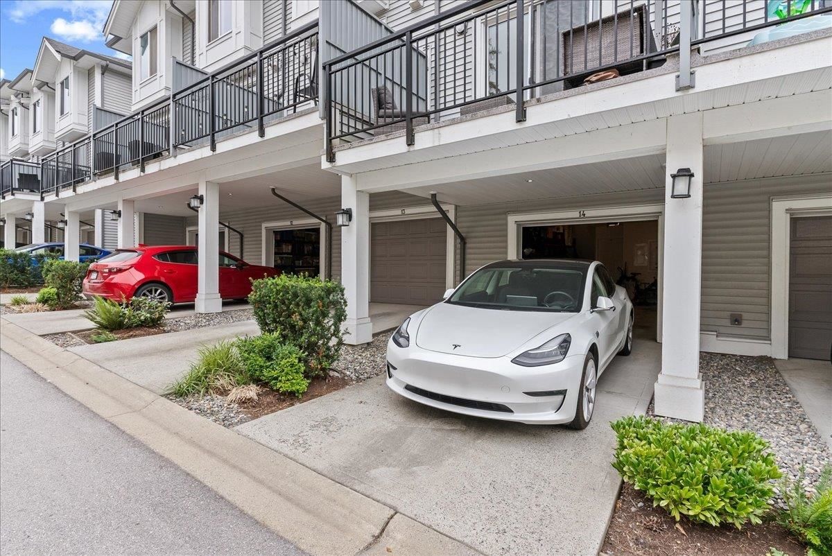 Listing Image 25