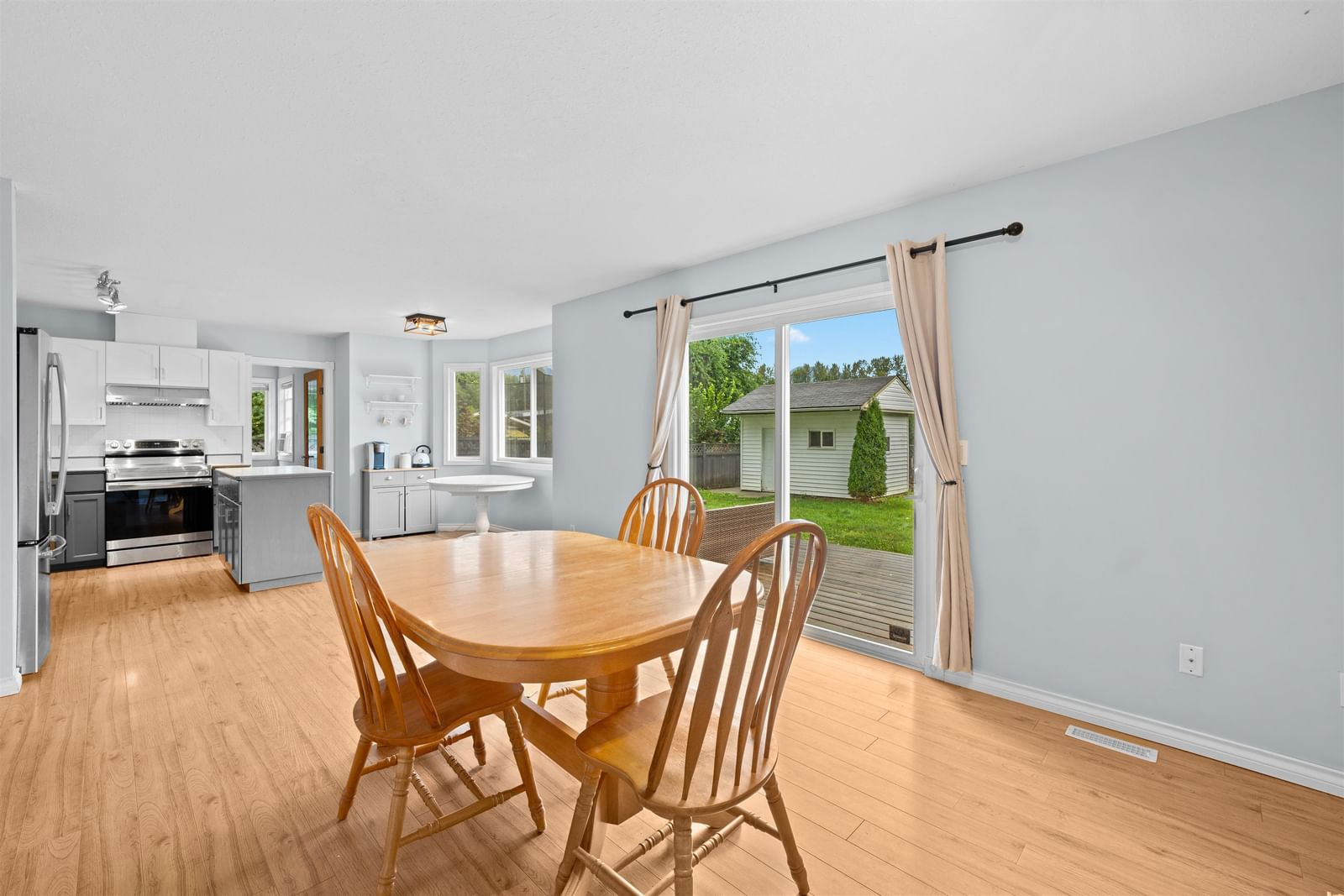 Listing Image 13