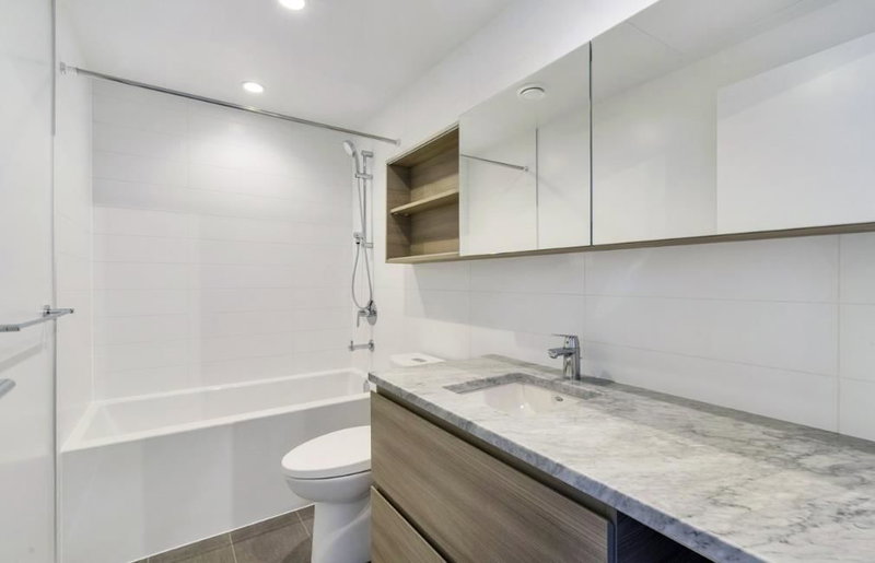 810 - 652 Whiting Way, Coquitlam, V3J 0K3 | Image 3