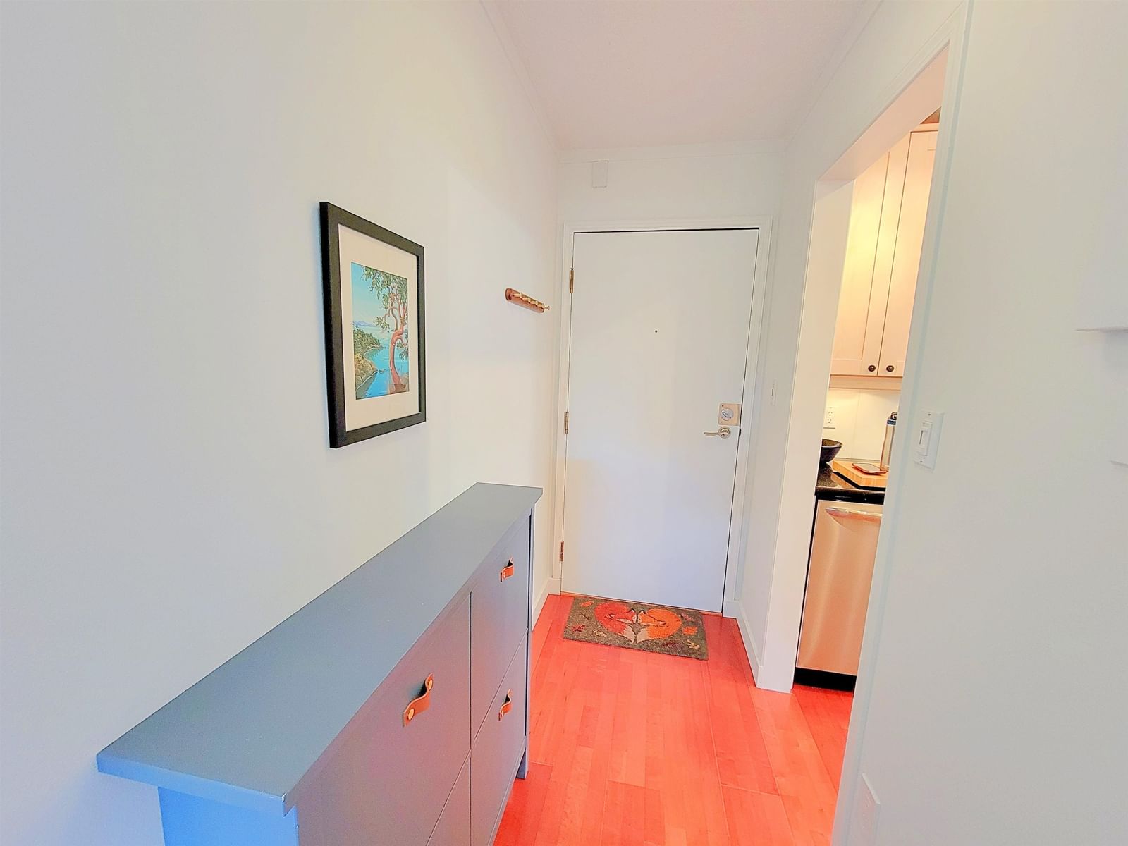 Listing Image 16