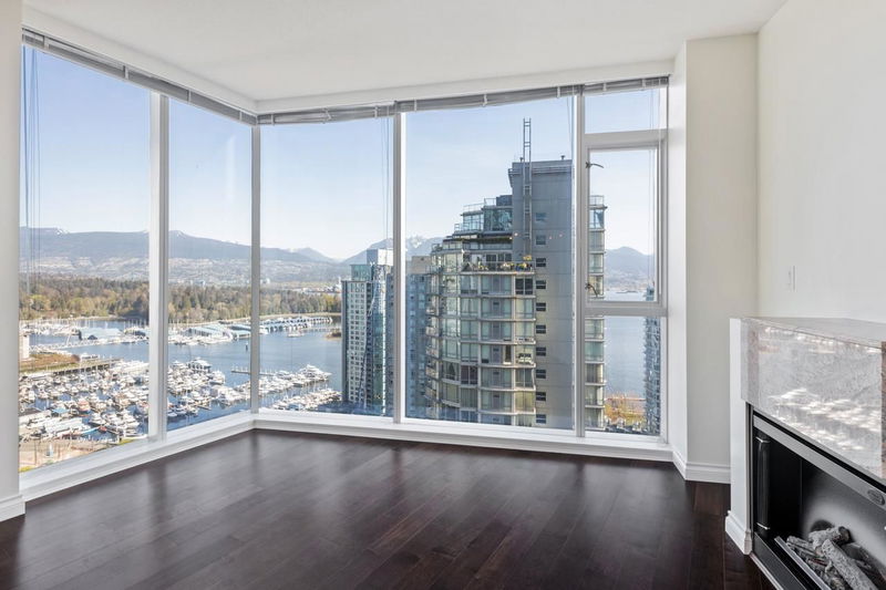 1211 Melville Street #2404, Vancouver, British Columbia (MLS R2921384)