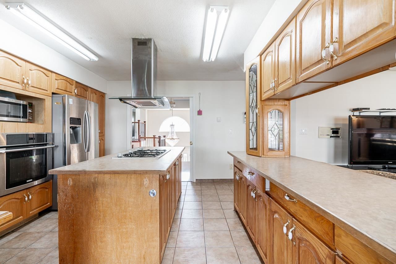 Listing Image 11
