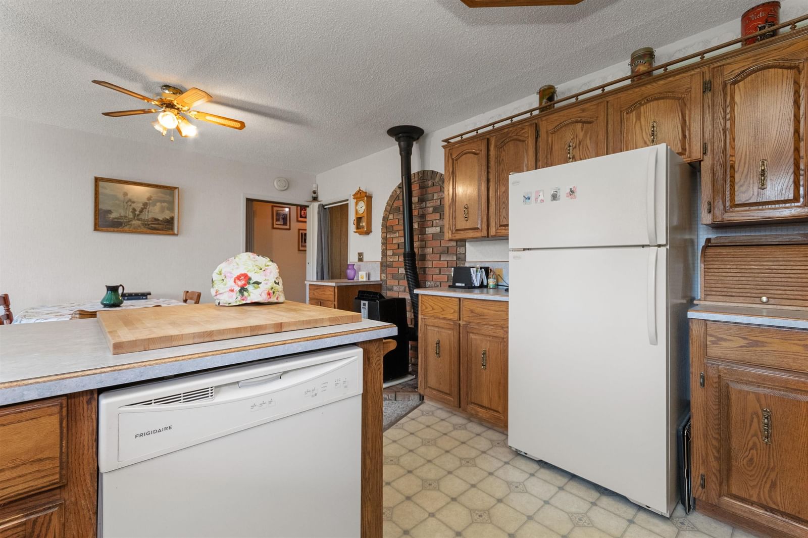 Listing Image 14