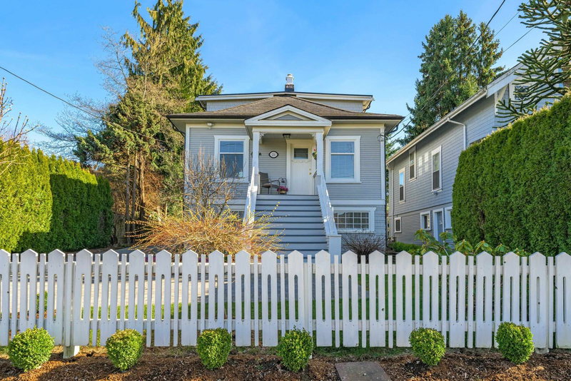 234 Eighth Avenue, New Westminster, V3L 1Y2 | Image 2