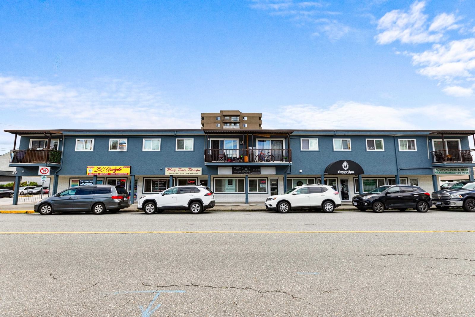 Listing Image 1