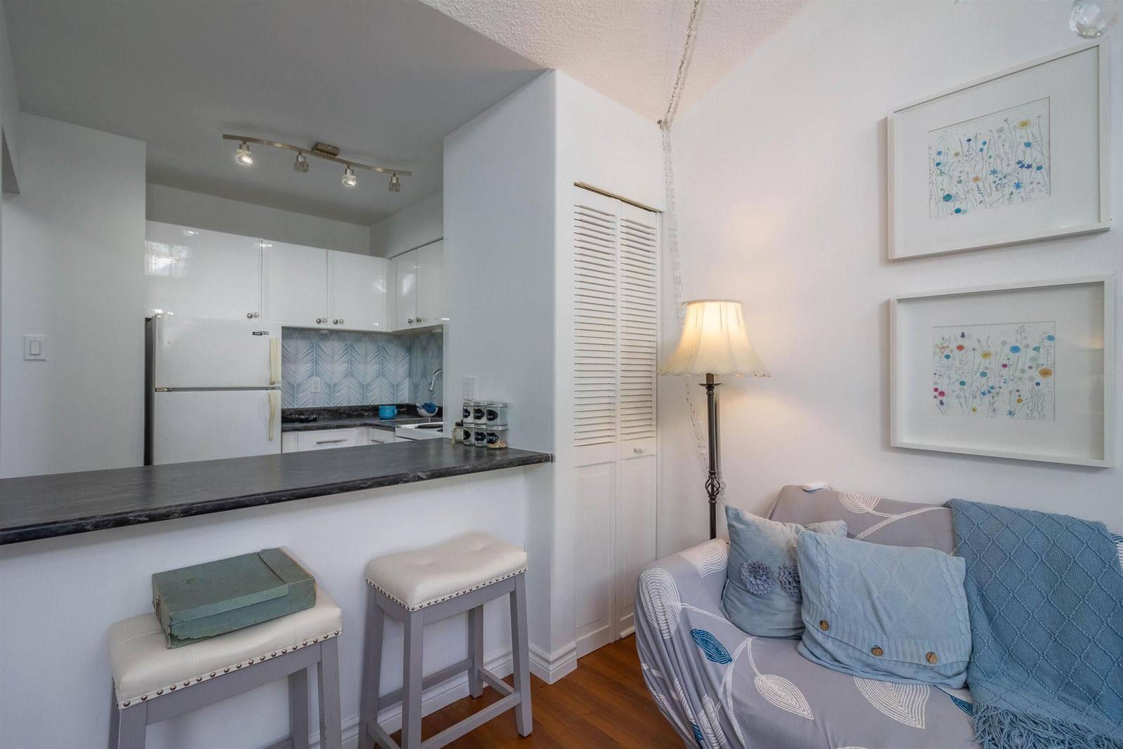 Listing Image 13