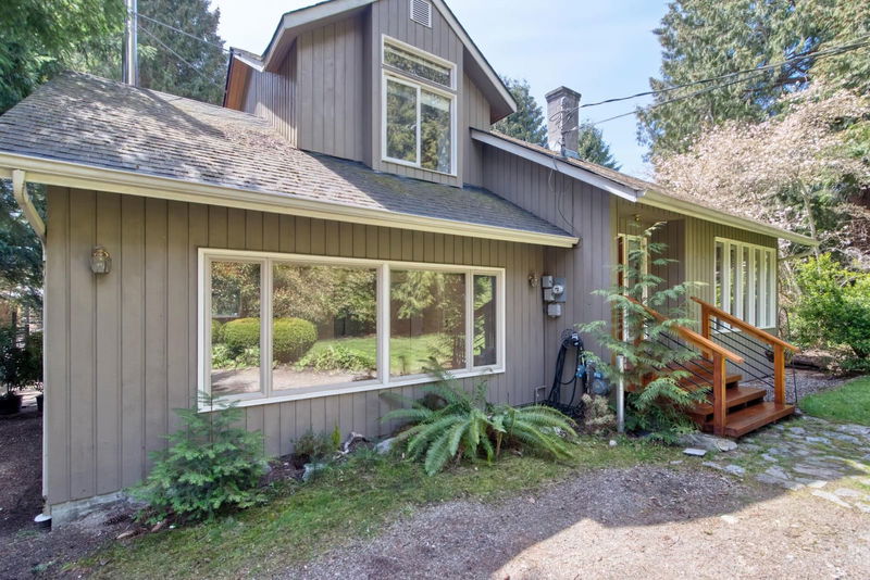 7309 Redrooffs Road, Halfmoon Bay, British Columbia (MLS R2921776)