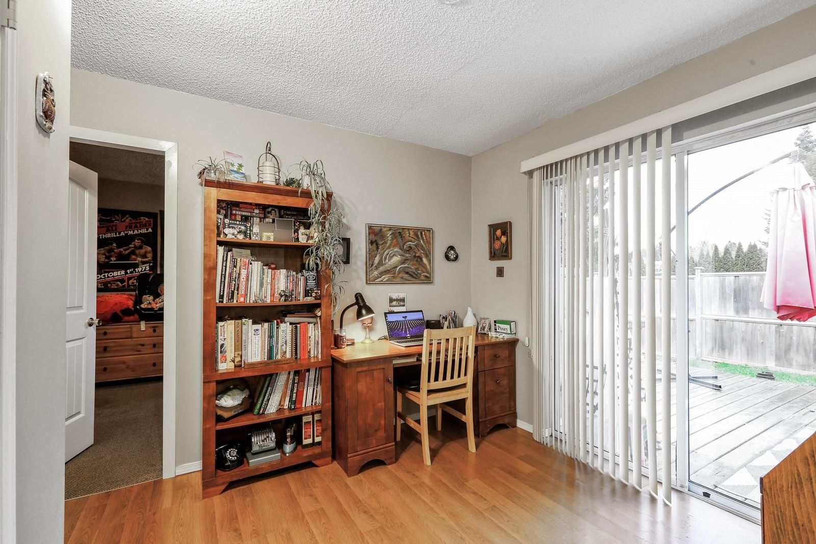 Listing Image 16