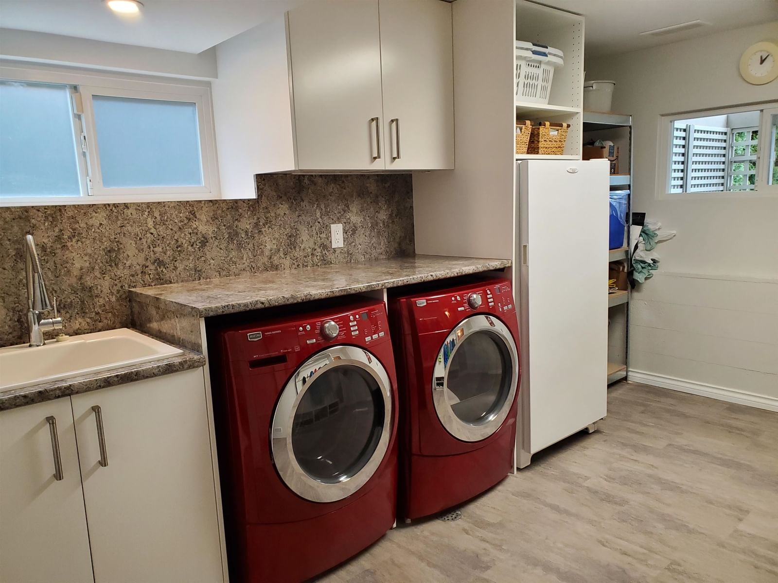 Listing Image 17