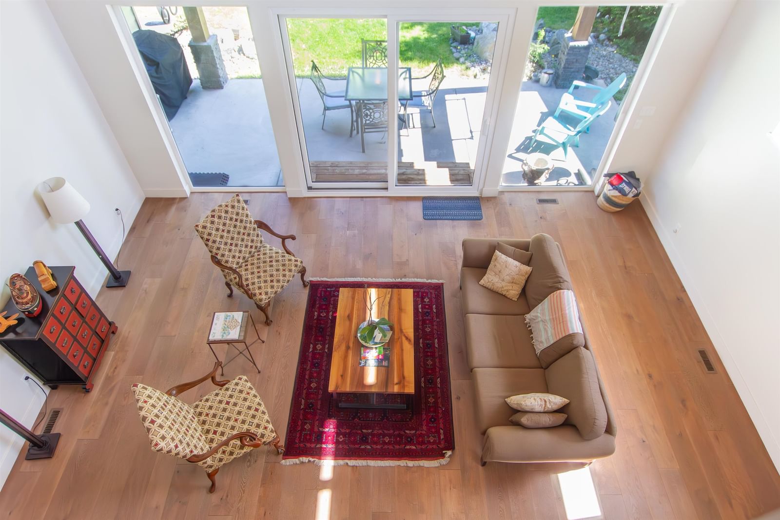 Listing Image 19