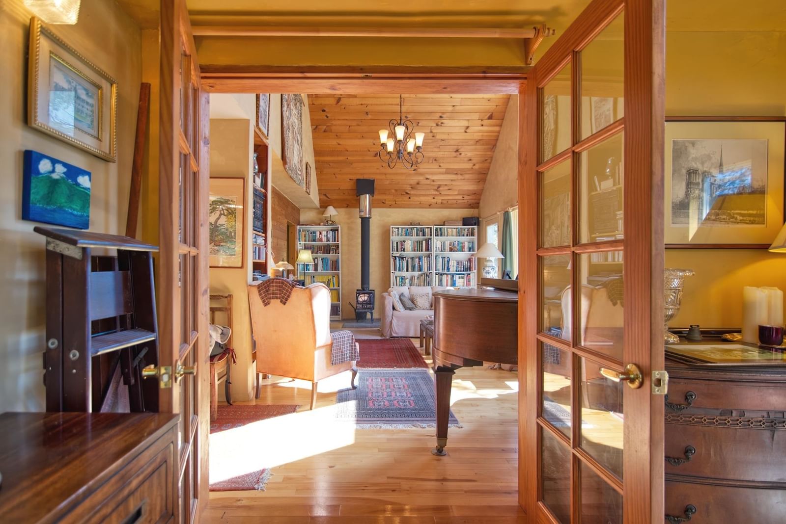 Listing Image 15