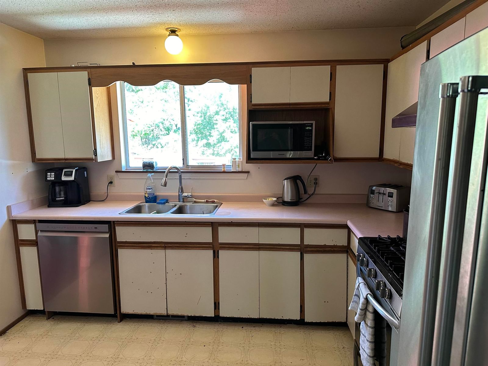 Listing Image 5