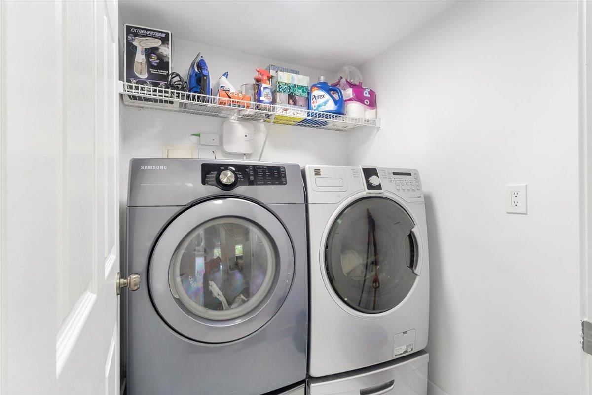 Listing Image 21