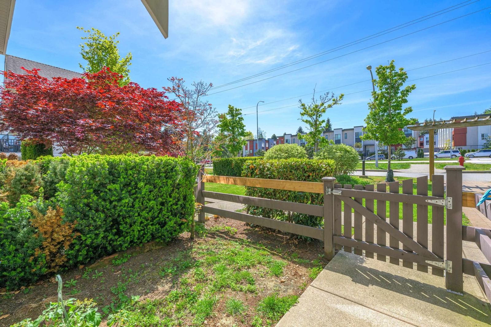 Listing Image 6