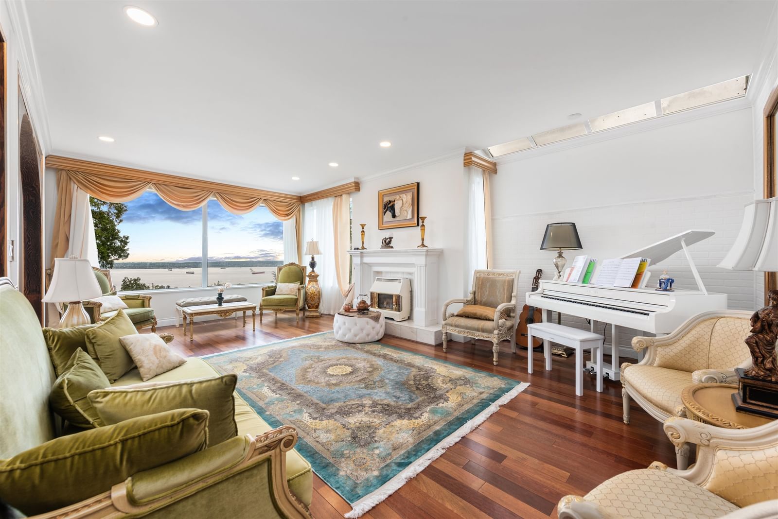 Listing Image 13