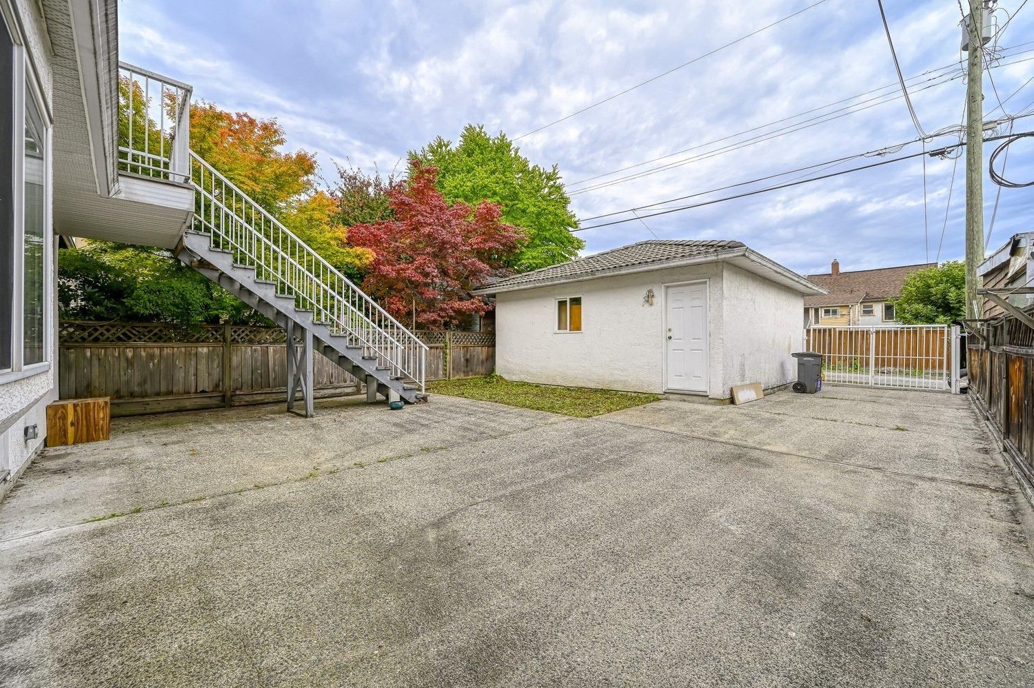 Listing Image 32