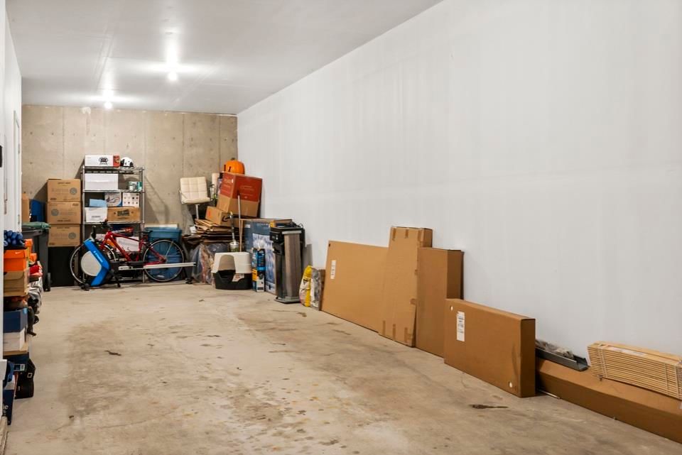 Listing Image 26