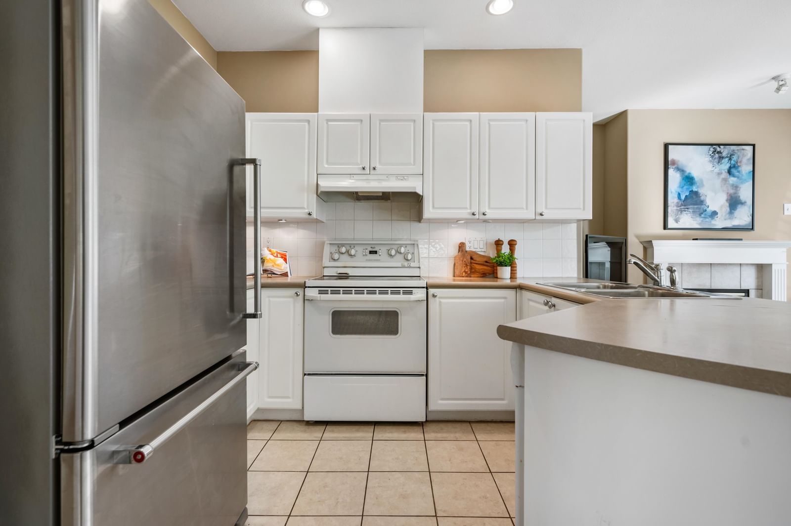 Listing Image 14