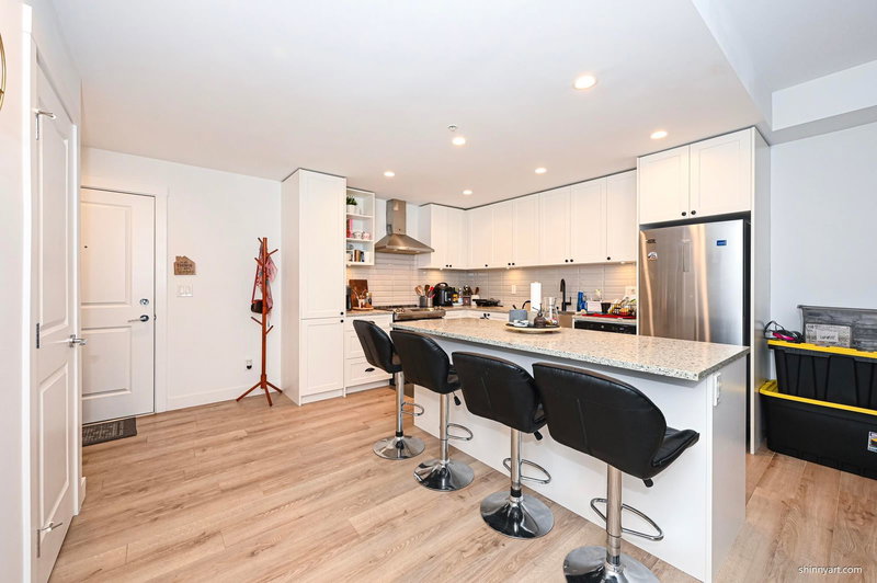 A414 - 20487 65 Avenue, Langley, V2Y 3K5 | Image 3