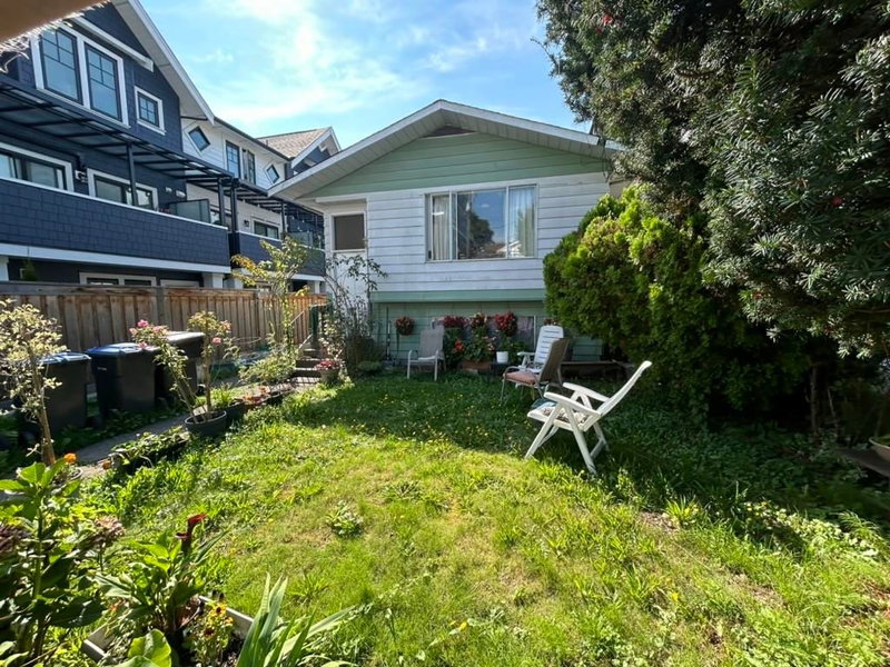 2342 Kelly Avenue, Port Coquitlam, V3C 1Y2 | Image 2